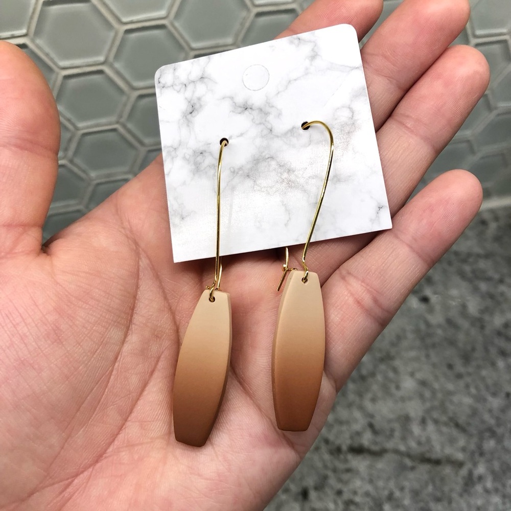 Dainty Ombré Brown Gold Dangle Earrings